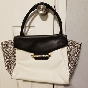 New with Tags VINCE CAMUTO DESIGNER BAG!
